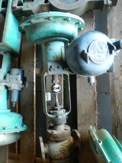 Fisher 1" 125 Class, Iron Flanged Control Valve